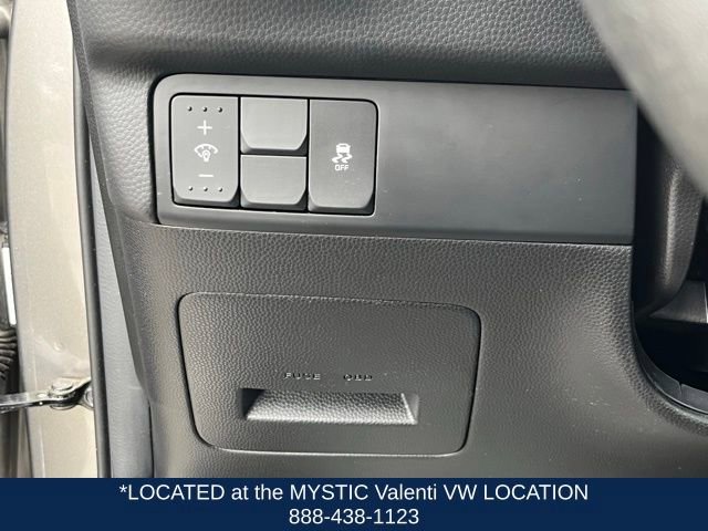 Used 2017 Kia Soul + image 30