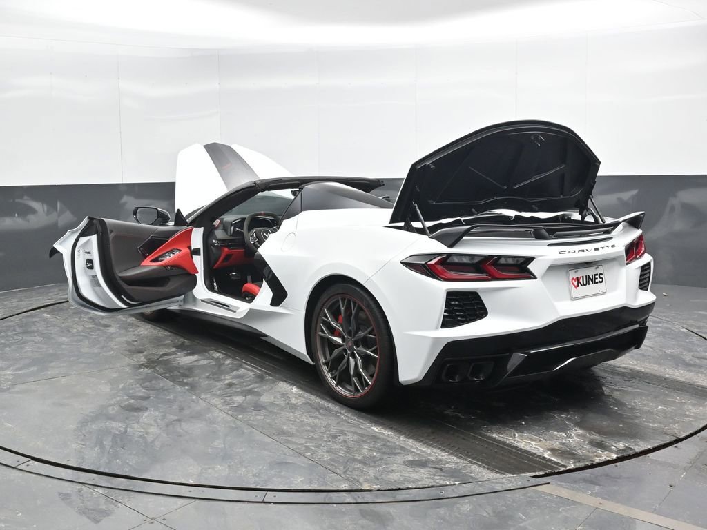 Used 2023 Chevrolet Corvette Stingray Premium Conv w/ Z51 Performance Package image 45