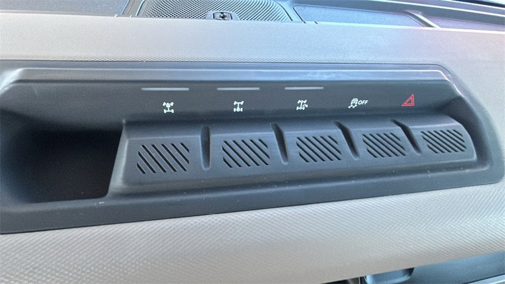 Certified 2023 Ford Bronco Wildtrak image 17