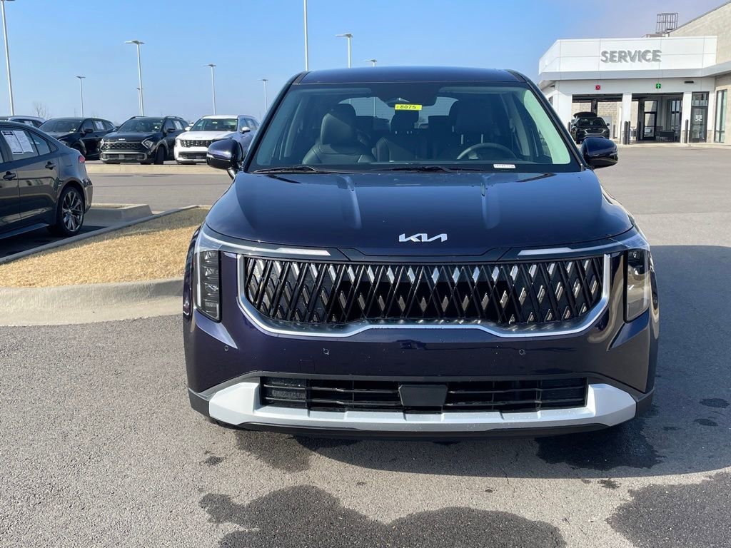 New 2026 Kia Carnival image 2