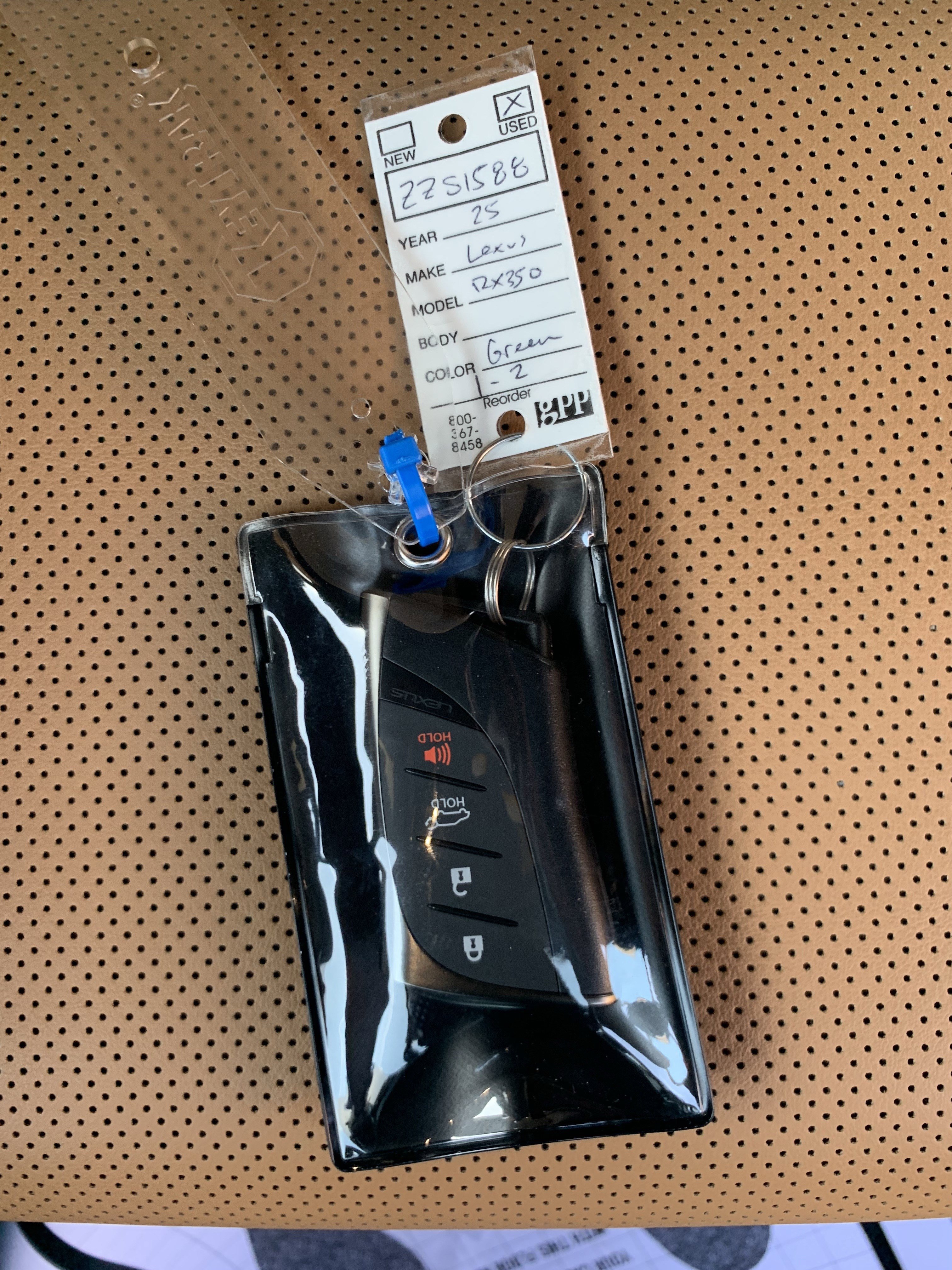 Used 2025 Lexus RX 350 Premium w/ Accessory Package (Z1) image 37