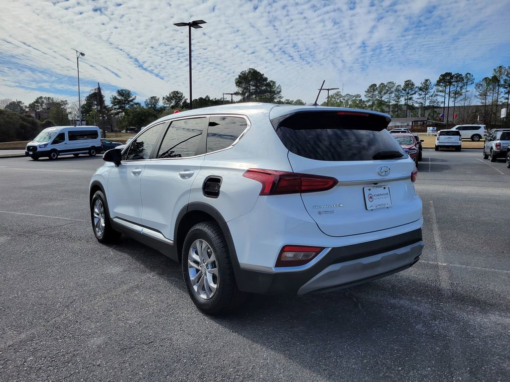 Used 2019 Hyundai Santa Fe SE image 4