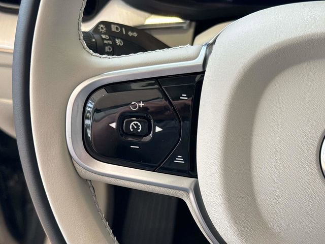 New 2026 Volvo XC60 T8 Ultra image 28