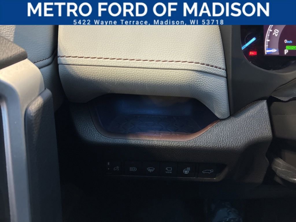 Used 2021 Toyota RAV4 Limited image 31