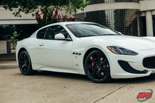 Used 2013 Maserati GranTurismo Sport image 35