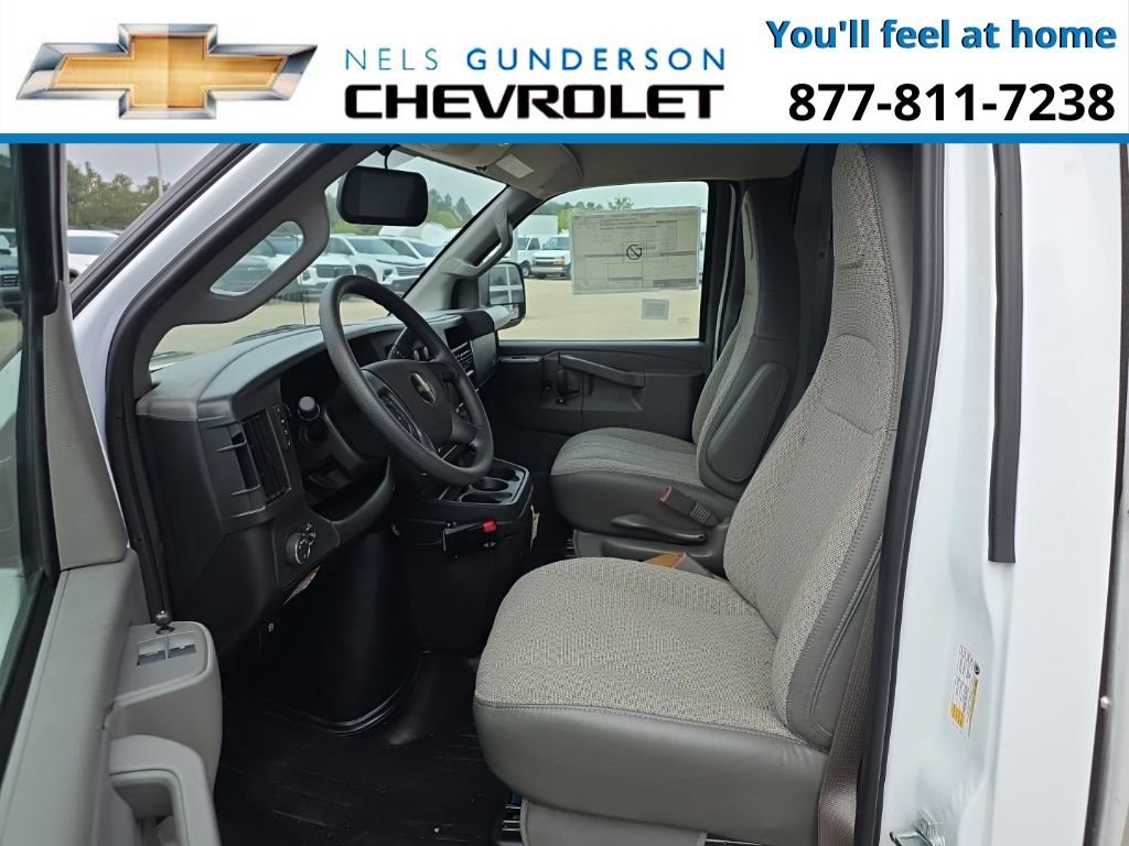 New 2025 Chevrolet Express 3500 w/ Power Convenience Package image 17