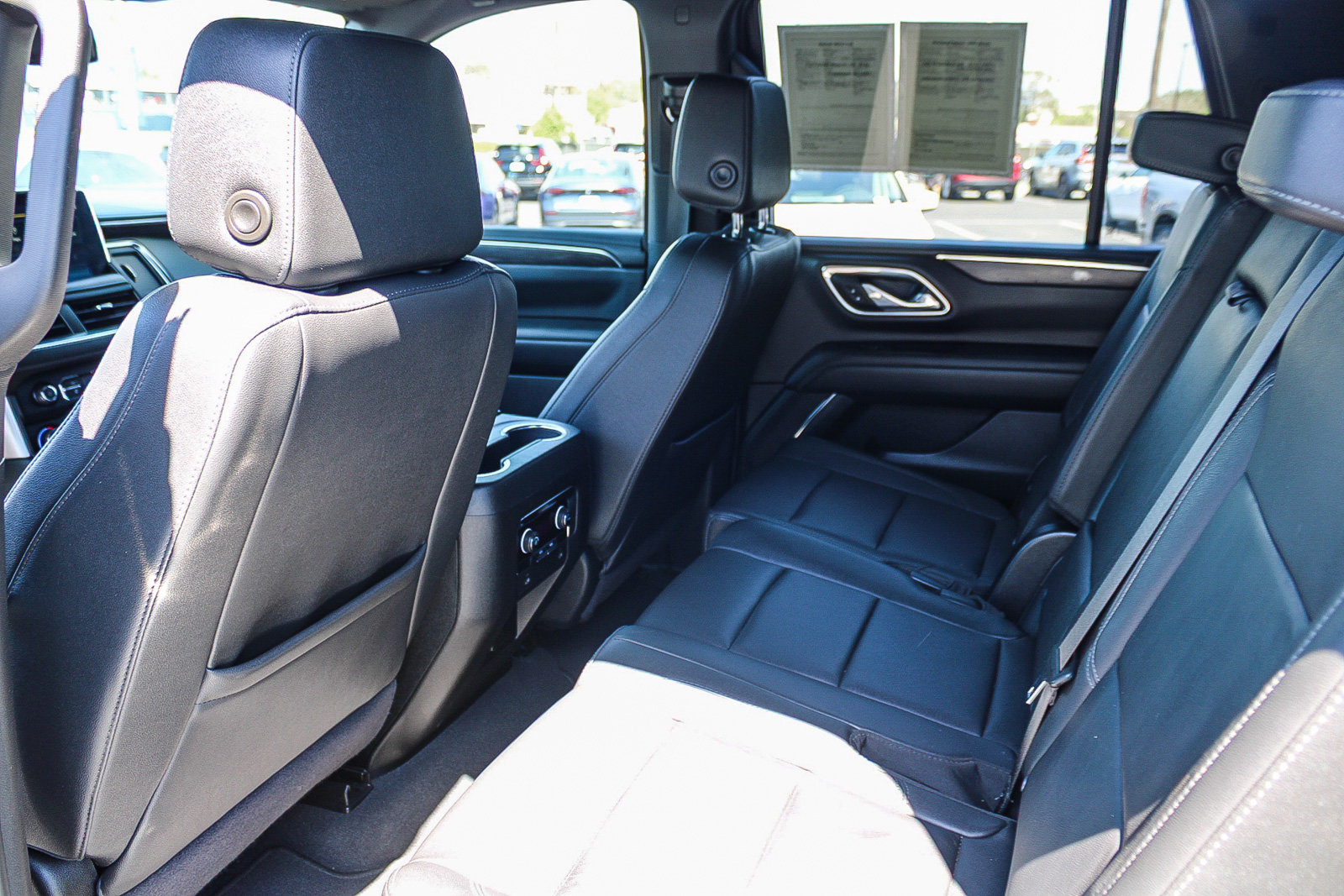 Used 2024 Chevrolet Tahoe LT AWD/4WD image 20