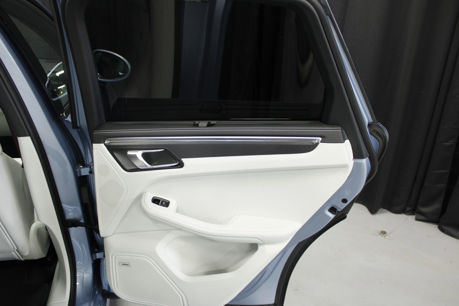 New 2026 Porsche Macan GTS AWD/4WD image 27