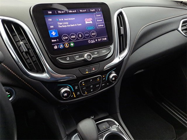 Used 2023 Chevrolet Equinox Premier image 13
