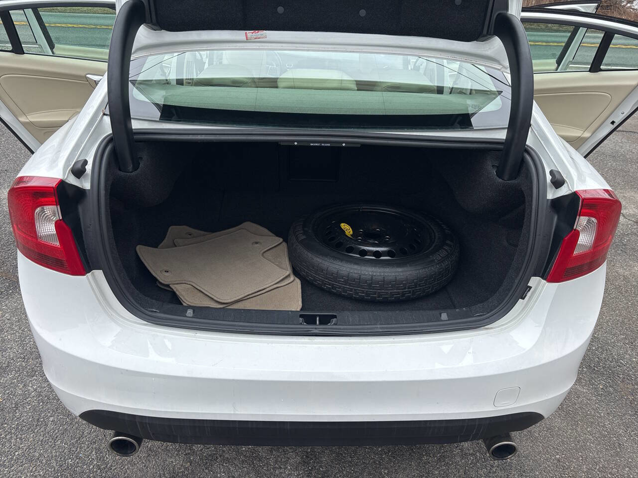 Used 2013 Volvo S60 T5 Premier image 28