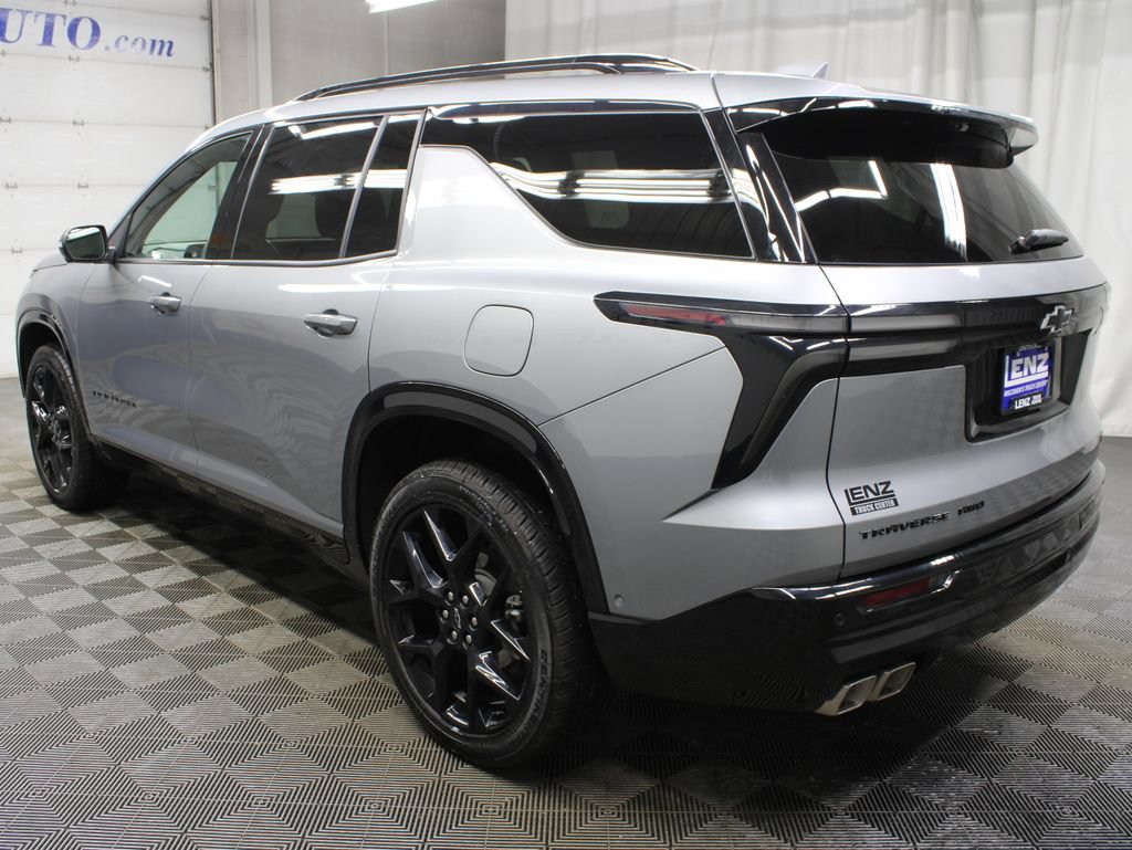 Used 2026 Chevrolet Traverse RS AWD/4WD image 7