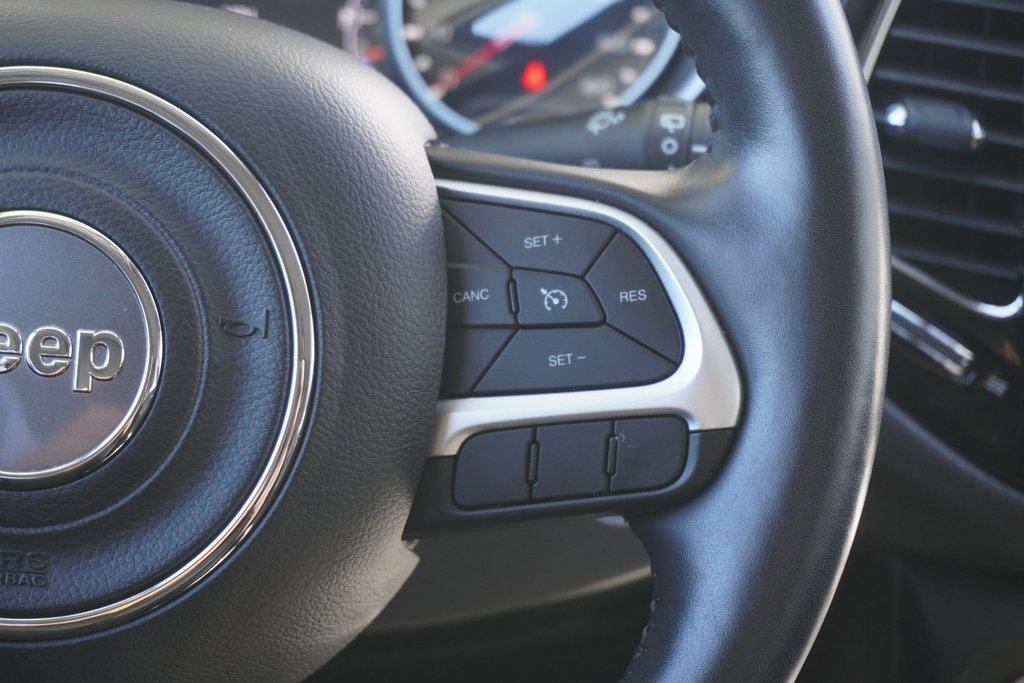 Used 2021 Jeep Compass Latitude w/ Sun and Sound Group image 16