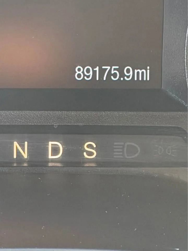Used 2013 Ford Fusion SE FWD image 12