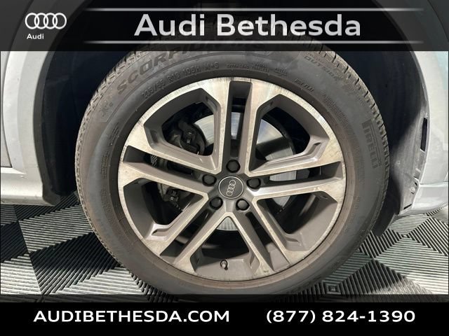 Certified 2025 Audi Q5 Premium w/ Convenience Package AWD/4WD image 9