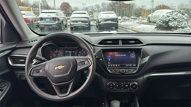 Used 2022 Chevrolet TrailBlazer LT w/ Convenience Package image 12