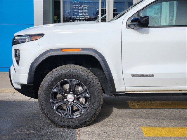 Certified 2024 GMC Canyon Elevation w/ Convenience Package image 11
