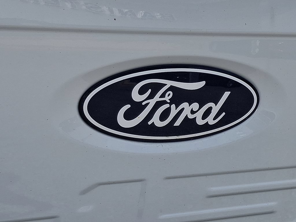 Used 2025 Ford F150 XLT w/ Equipment Group 301A Standard AWD/4WD image 28