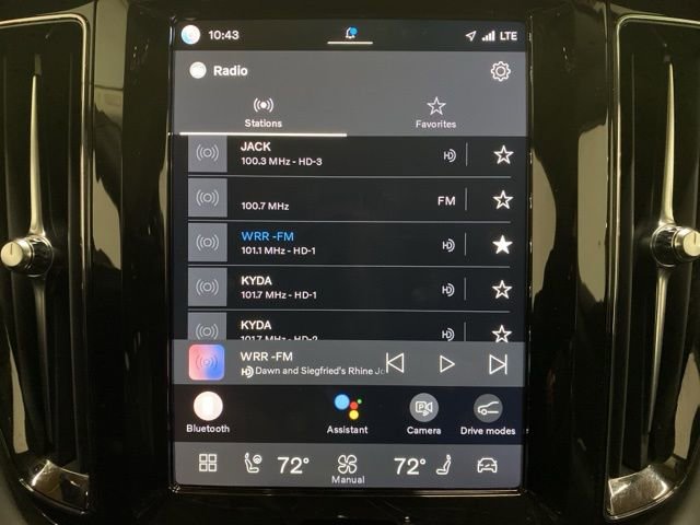 Used 2025 Volvo XC60 B5 Core image 44