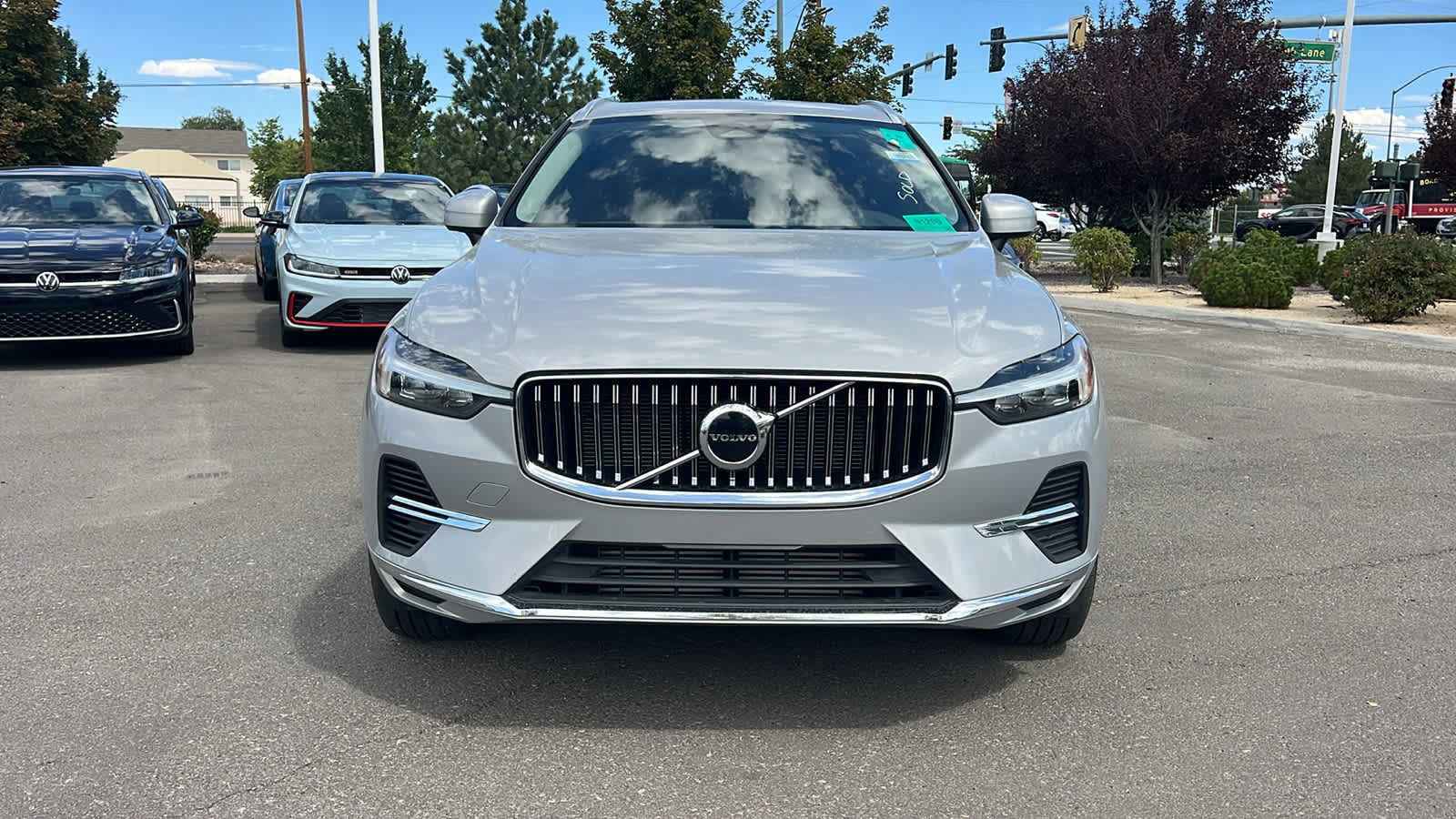 Used 2023 Volvo XC60 T8 Core AWD/4WD video 2