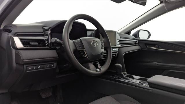 Used 2026 Toyota Camry LE FWD image 23