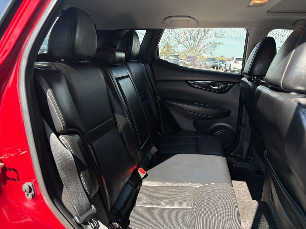 Used 2022 Nissan Rogue Sport SL w/ Premium Package FWD image 51