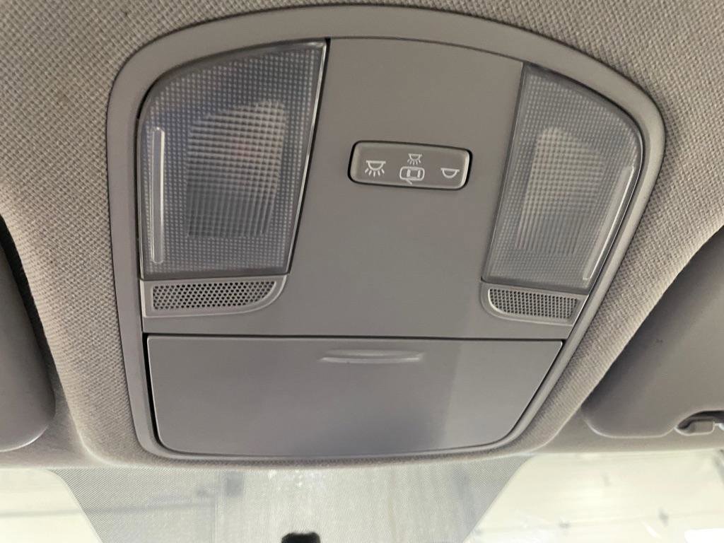Used 2017 Hyundai Elantra SE FWD image 32