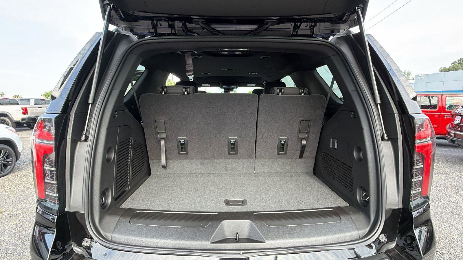 New 2026 Chevrolet Tahoe LS w/ LS Custom Edition RWD image 6