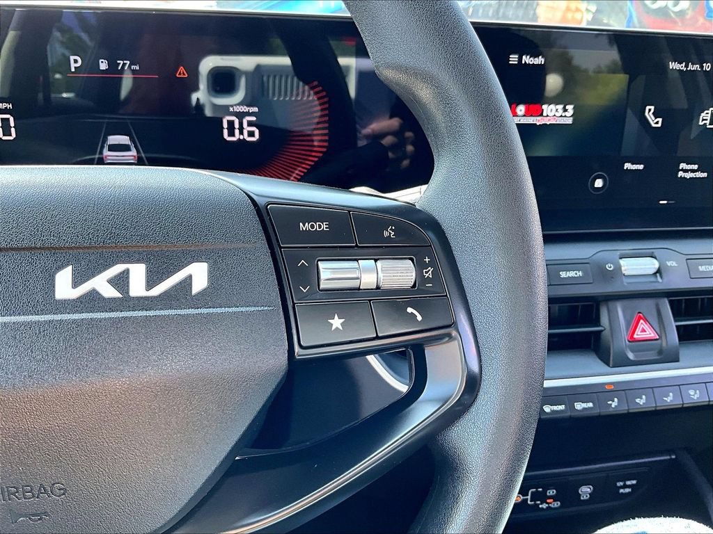 Used 2025 Kia K4 FWD image 17