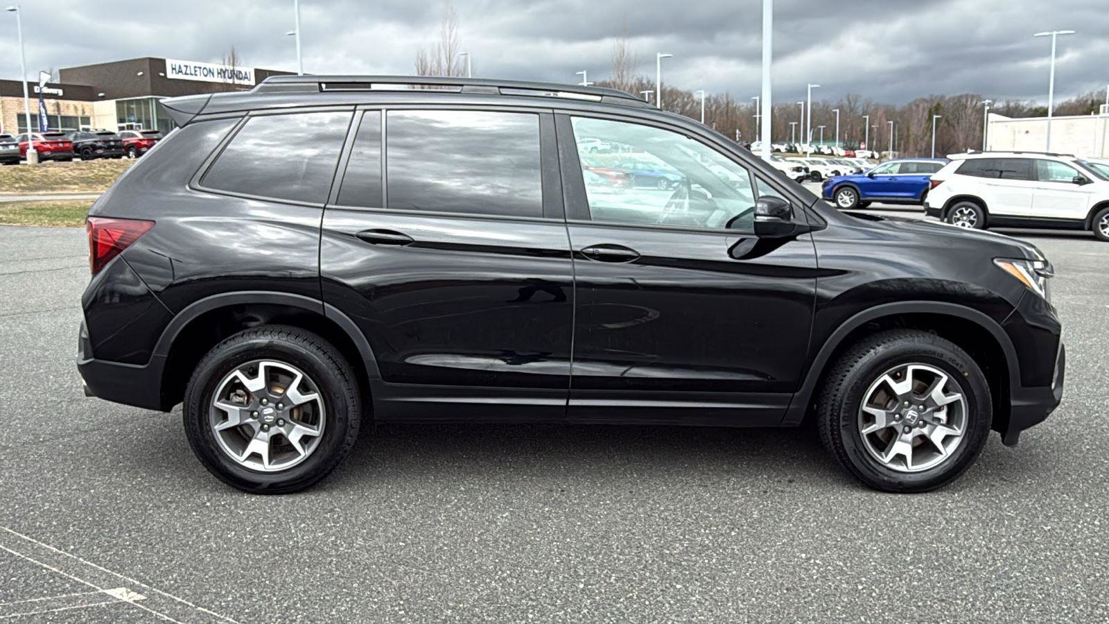 Used 2022 Honda Passport TrailSport image 4