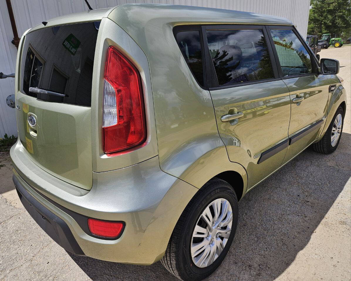 Used 2012 Kia Soul FWD image 4
