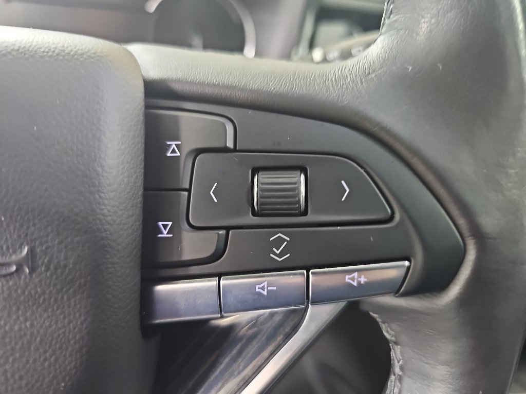 Used 2020 Cadillac XT6 Premium Luxury AWD/4WD image 25