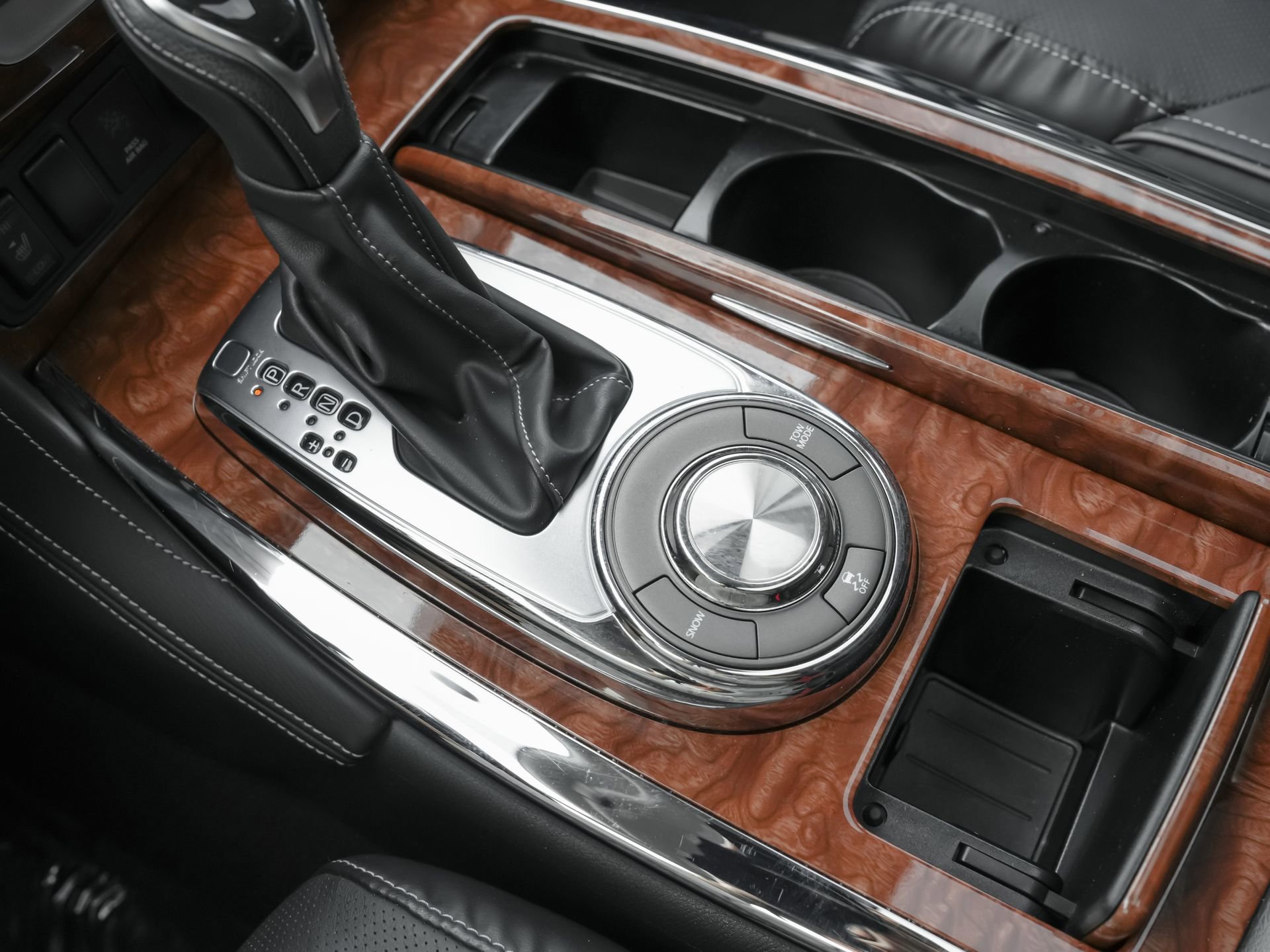Certified 2019 INFINITI QX80 Luxe w/ All-Season Package RWD image 19
