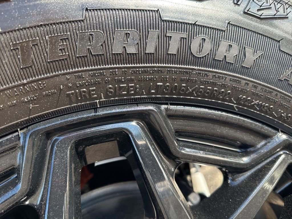 Used 2024 GMC Hummer EV 2X image 35