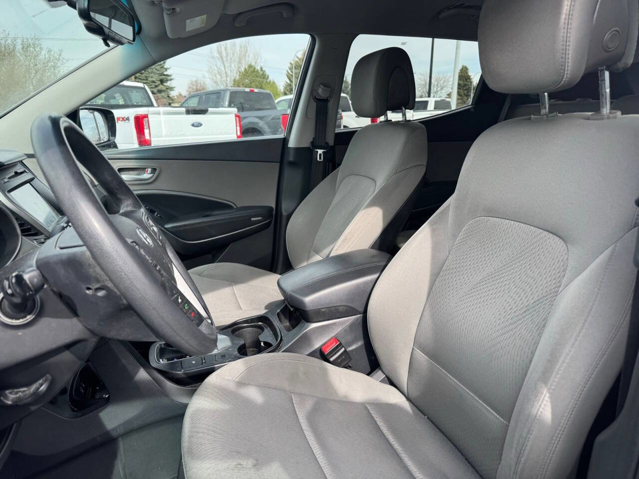 Used 2018 Hyundai Santa Fe Sport w/ 2.4L Value Package 02 image 10