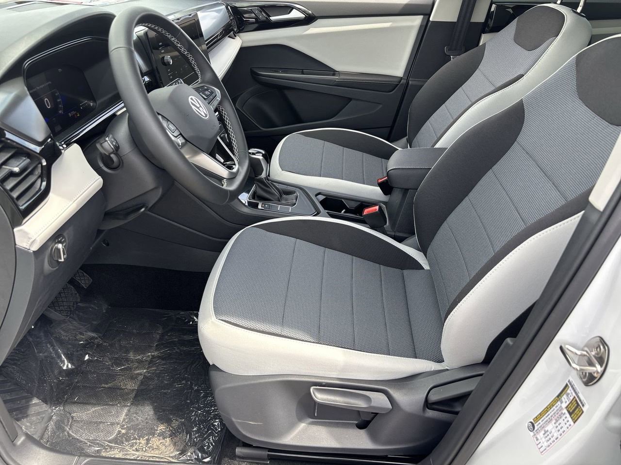 New 2026 Volkswagen Taos S image 15