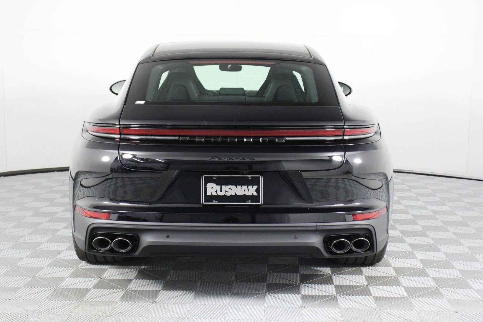 New 2026 Porsche Panamera RWD image 6
