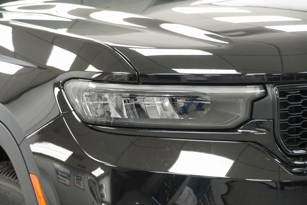 New 2025 Jeep Grand Cherokee Laredo image 5