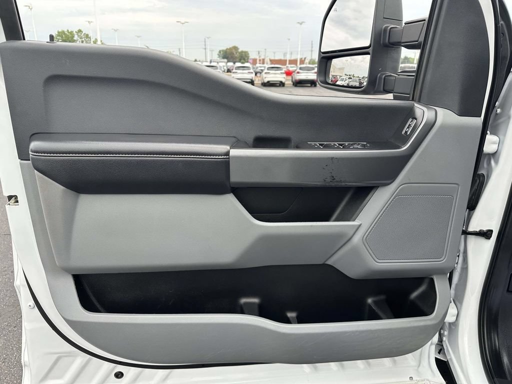 Used 2025 Ford F250 XLT AWD/4WD image 9