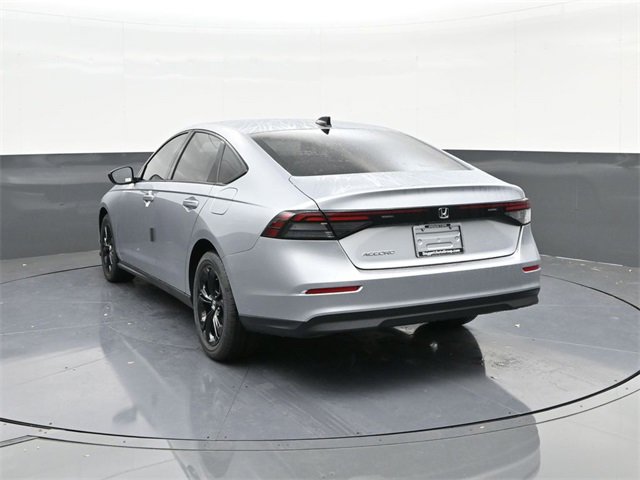 New 2025 Honda Accord SE image 8