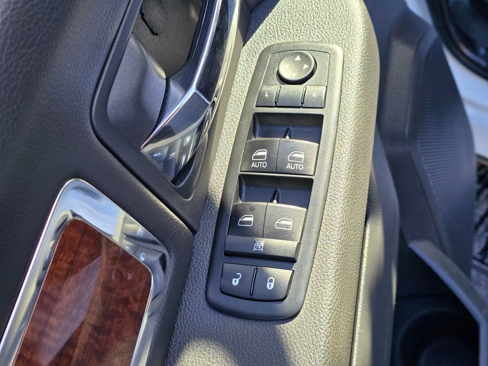 Used 2012 RAM 1500 Laramie w/ Protection Group AWD/4WD image 22