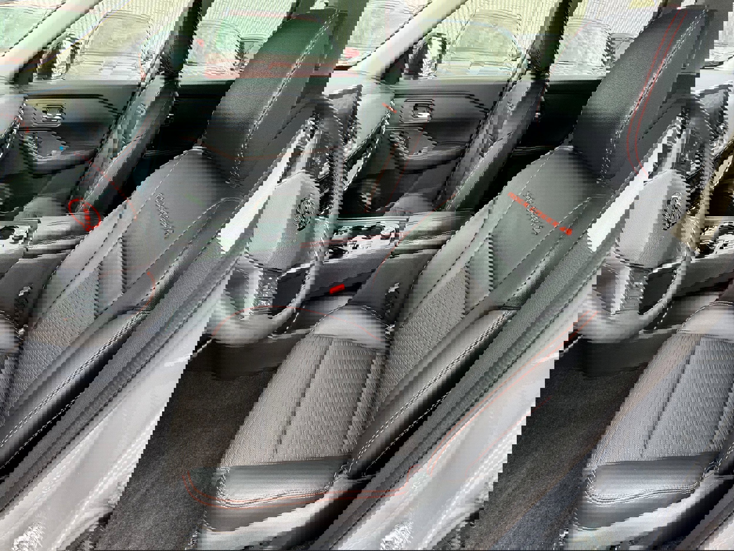 Used 2025 Nissan Rogue SV image 11