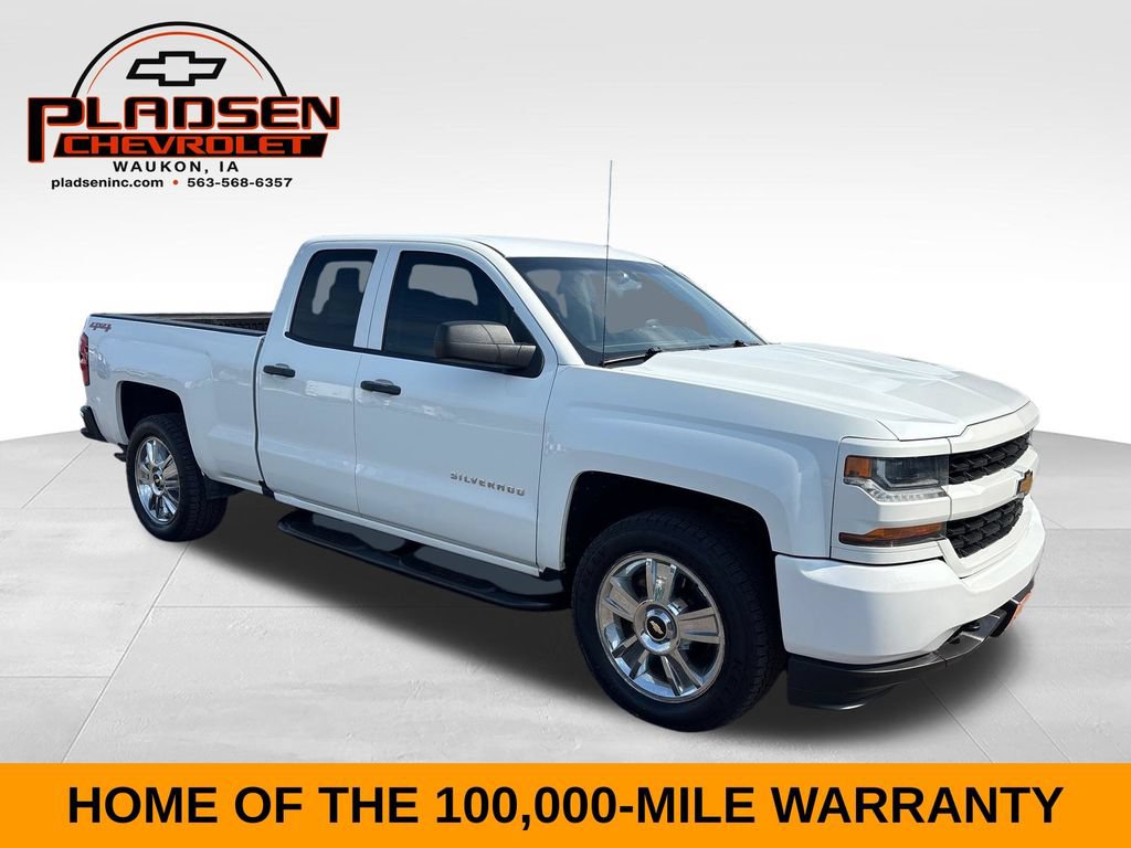 Used 2017 Chevrolet Silverado 1500 Custom w/ Custom Convenience Package AWD/4WD image 8