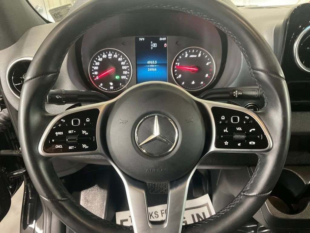 Used 2024 Mercedes-Benz Sprinter 2500 image 17