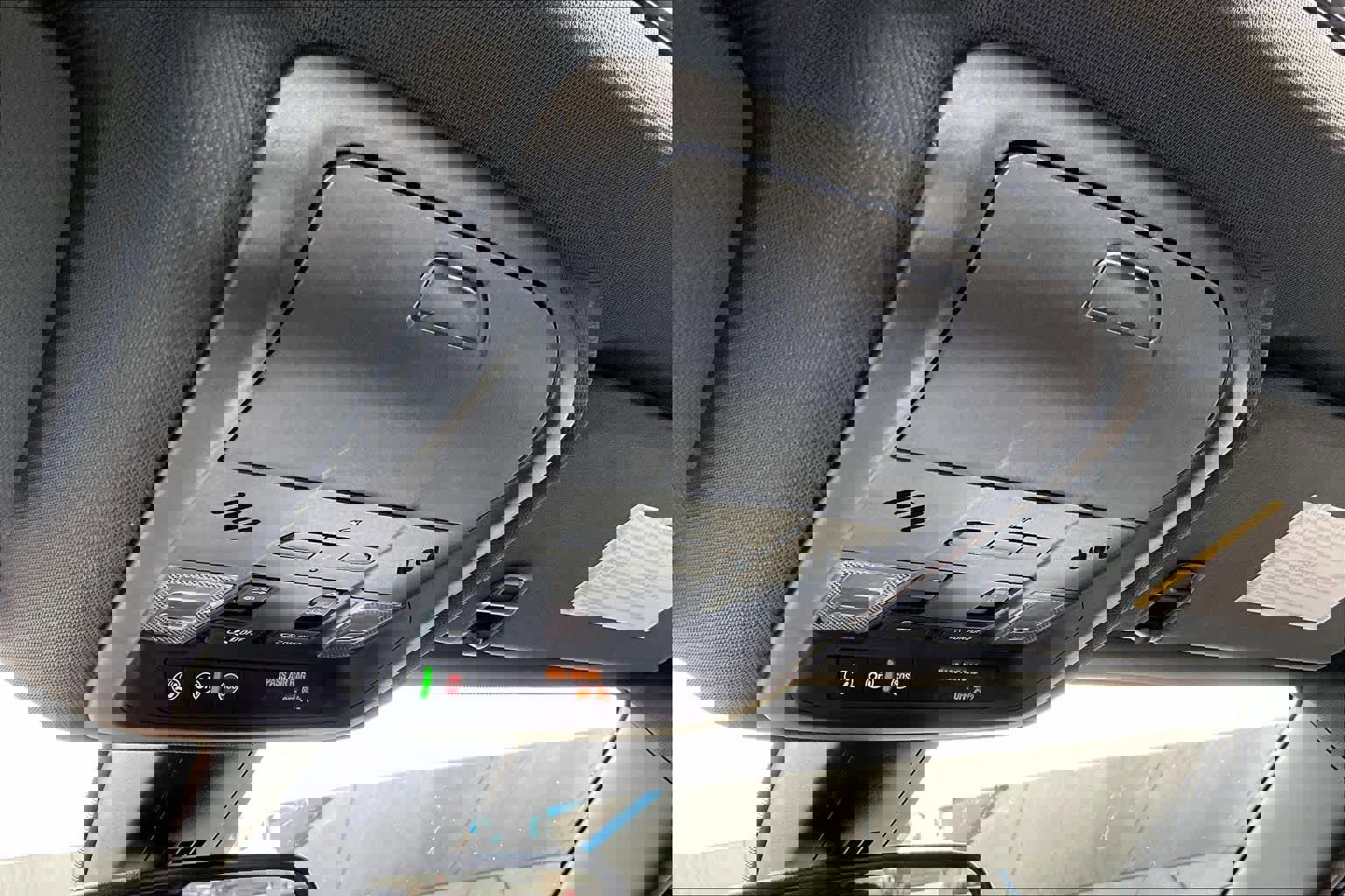 Used 2021 Chevrolet Blazer RS FWD image 33