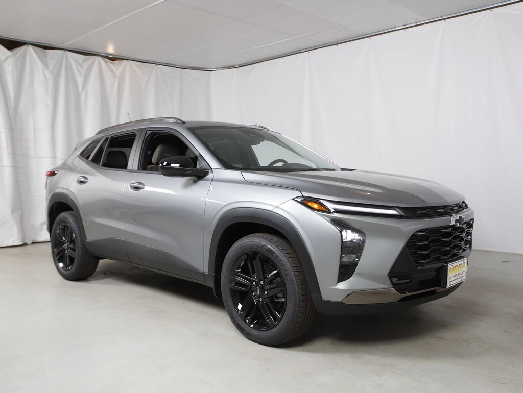 New 2026 Chevrolet Trax ACTIV w/ Sunroof Package