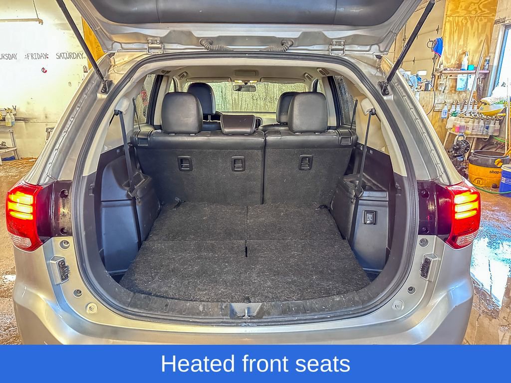 Used 2019 Mitsubishi Outlander AWD image 9