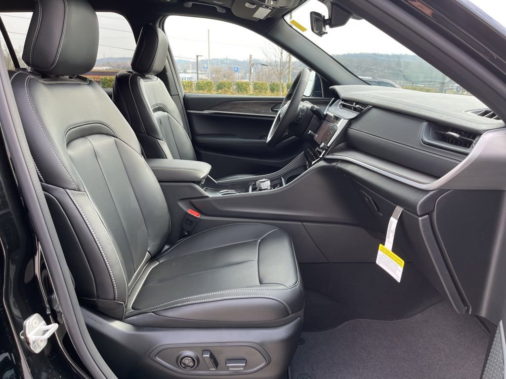 New 2026 Jeep Grand Cherokee L Limited image 29