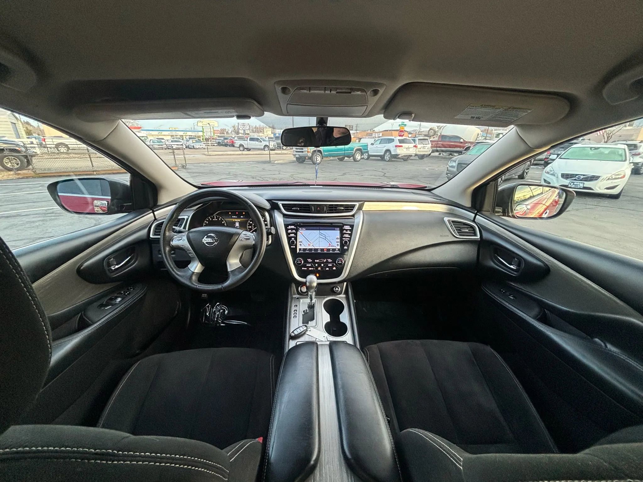 Used 2017 Nissan Murano SV image 17