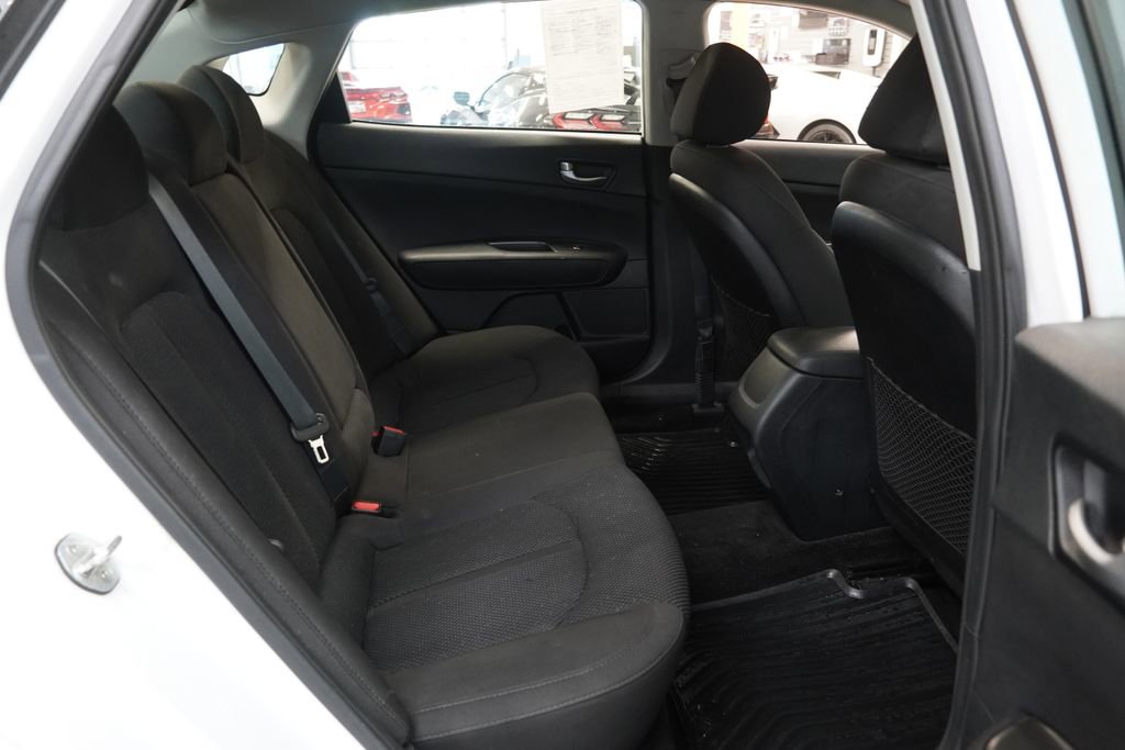 Used 2020 Kia Optima LX FWD image 28