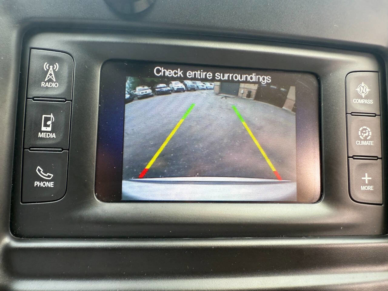 Used 2015 Chrysler 200 Limited w/ Convenience Group image 21